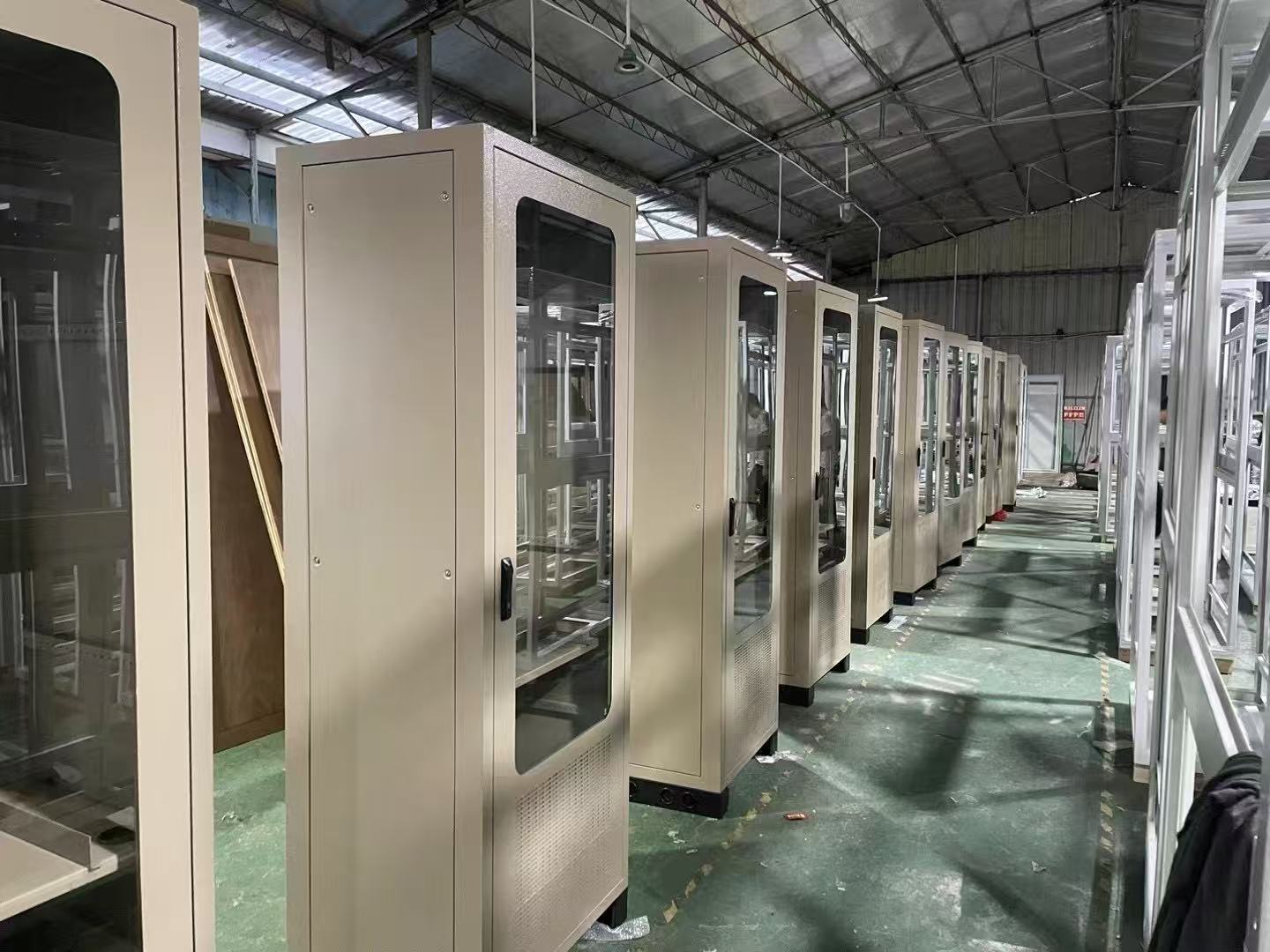 Industrial control cabinet