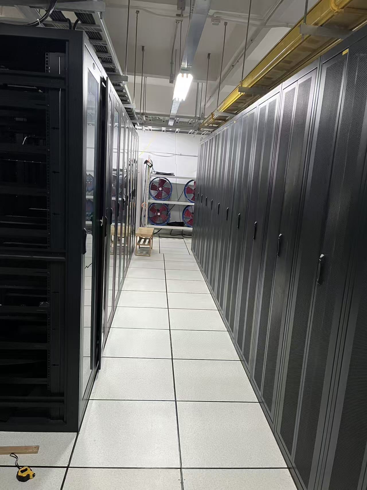 Wall-mounted Cabinet Enterprise Network