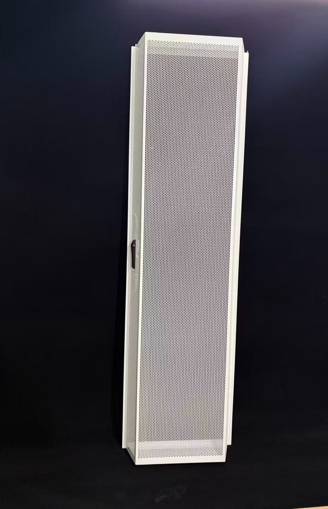Single Protruding Mesh Door Variant